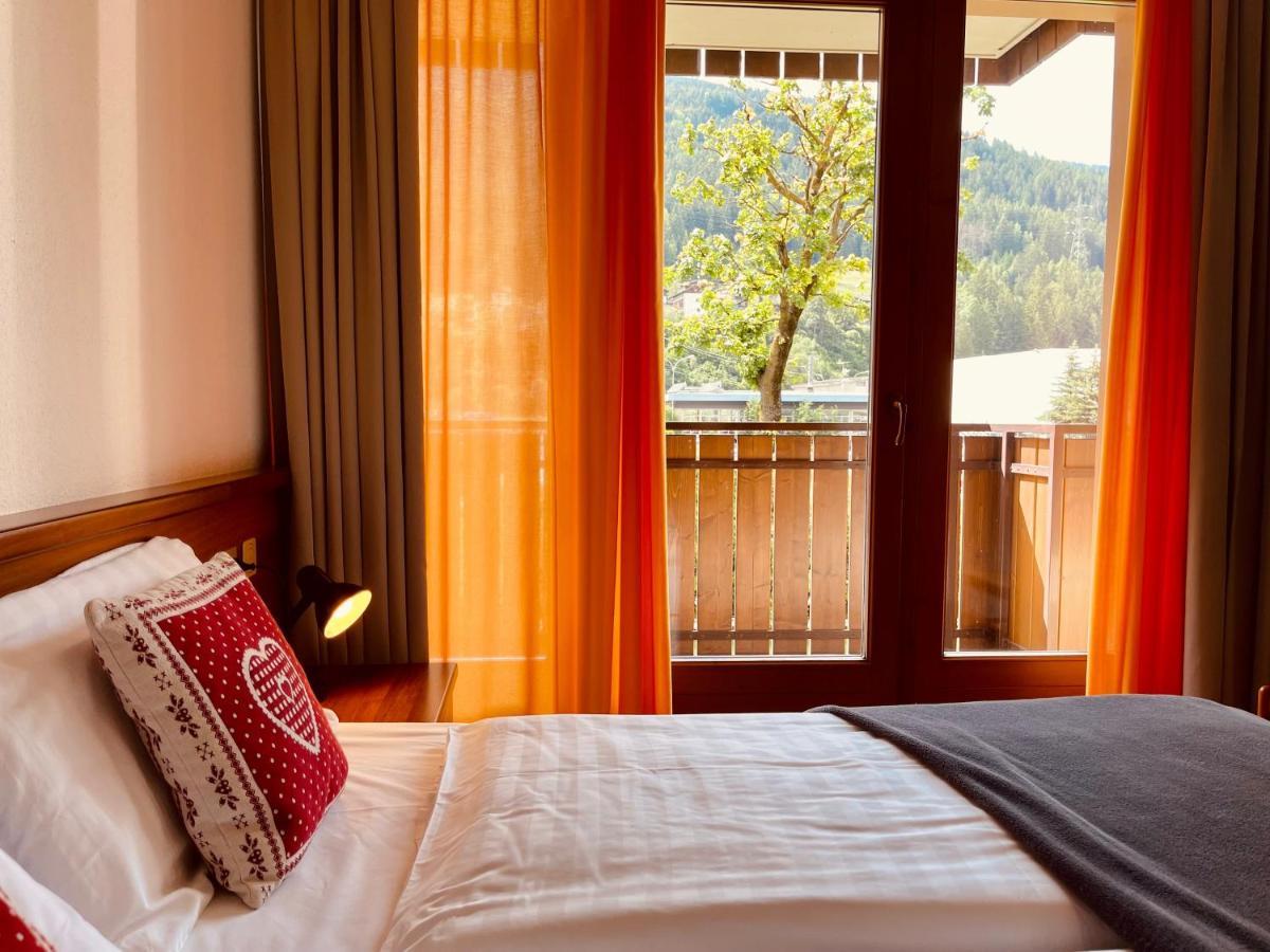 Elga Residence - Relax In Alta Valtellina - Bormio Valdisotto Exteriör bild